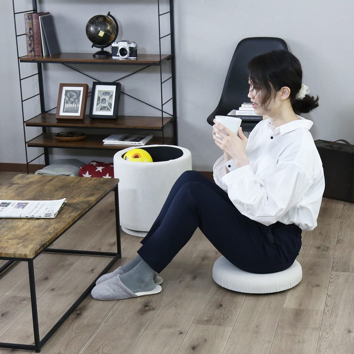 収納付きスツール　ランディ収納